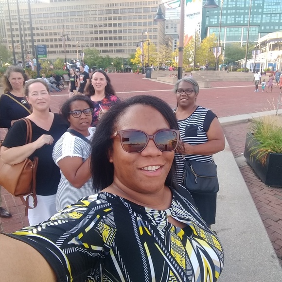 Meet your Posher, Lyn - Picture 5 of 10